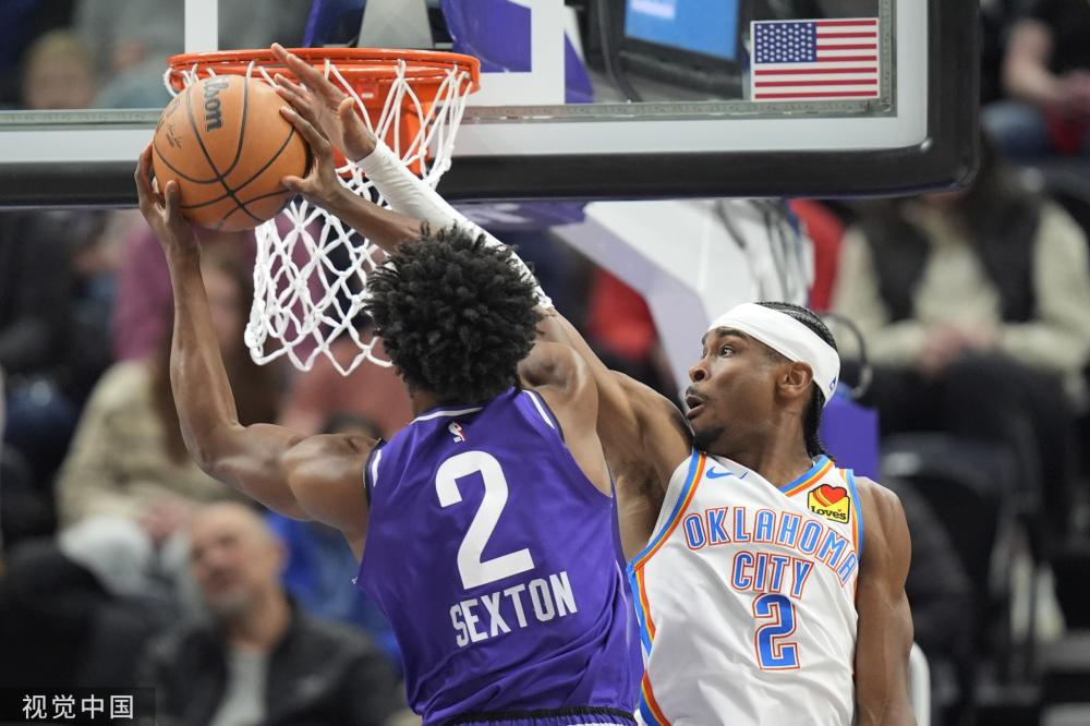 同年龄层的 同年龄层的